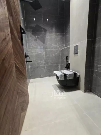 فيلا للبيع في شارع ابن سيده اللغوي, حي عكاظ, مدينة الرياض, منطقة الرياض صورة 2