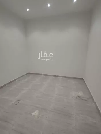 فيلا للبيع في شارع عبدالخالق الصابوني, حي عكاظ, مدينة الرياض, منطقة الرياض صورة 3