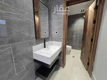 فيلا للبيع في شارع ابن سيده اللغوي, حي عكاظ, مدينة الرياض, منطقة الرياض صورة 3