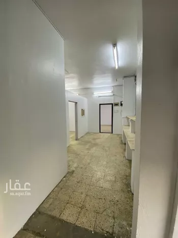 محل للإيجار في شارع طريق الملك عبدالعزيز, حي الحسام, مدينة الباحة, منطقة الباحة صورة 4