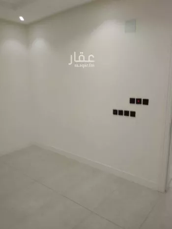 فيلا للبيع في شارع الجرفية, حي الدار البيضاء, مدينة الرياض, منطقة الرياض صورة 4