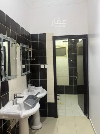 شقة للإيجار في شارع يزيد بن مزيد, حي السعادة, مدينة الرياض, منطقة الرياض صورة 3