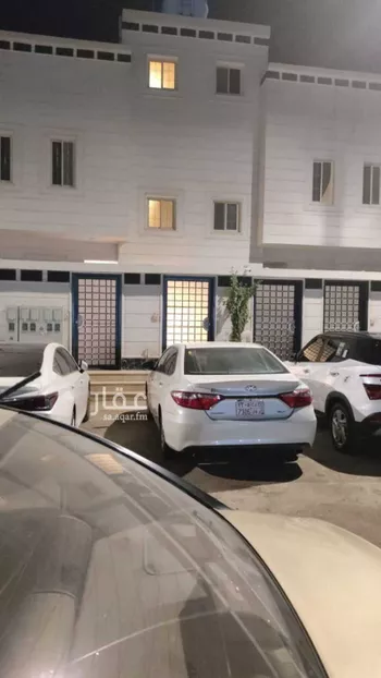 فيلا للبيع في شارع النبهانية, حي البوادي, مدينة تبوك, منطقة تبوك
