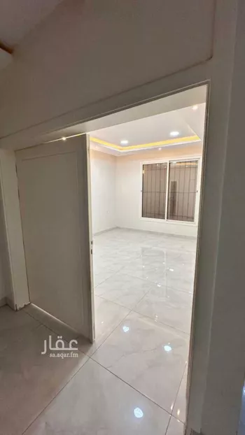 فيلا للإيجار في شارع الحمر 20 ، حي الحمر الشمالي ، بريدة ، بريدة صورة 4