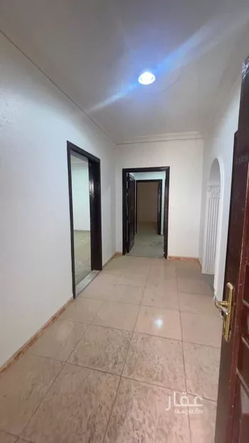 دور للبيع في شارع القراة, حي العزيزية, مدينة الرياض, منطقة الرياض صورة 4