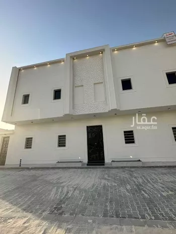 عمارة للبيع في شارع سعد بن عبادة, حي الريان, مدينة حفر الباطن, المنطقة الشرقية