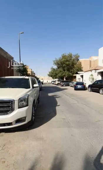 شقة للإيجار في شارع القاضي ، حي الملك فهد ، الرياض ، منطقة الرياض صورة 3
