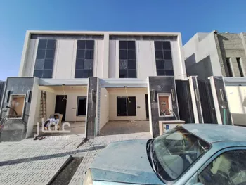 فيلا للبيع في شارع عبدالرحمن المكودي, حي عكاظ, مدينة الرياض, منطقة الرياض