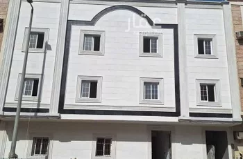 عمارة للبيع في شارع الدرعيه ، حي الثقبة ، الخبر ، الخبر