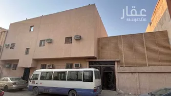 عمارة للإيجار في شارع عين الثغرة, حي أم الحمام الشرقي, مدينة الرياض, منطقة الرياض