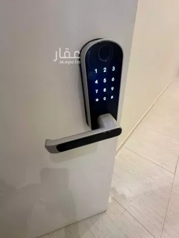 شقة للبيع في شارع عائش بن الصامت بن دريد, حي العوالي, مدينة الرياض, منطقة الرياض صورة 3