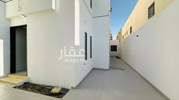 دور للبيع في شارع الجارود, حي الدار البيضاء, مدينة الرياض, منطقة الرياض صورة 2