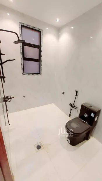 دور للبيع في شارع الرسالة, حي بدر, مدينة الرياض, منطقة الرياض صورة 5