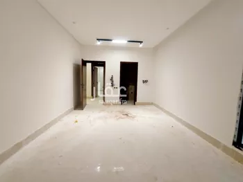 دور للبيع في شارع عبيدالله بن يزيد, حي طويق, مدينة الرياض, منطقة الرياض صورة 3
