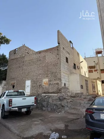 عمارة للبيع في شارع محمد بن داوود فوجي, حي السقيا, مدينة المدينه المنوره, منطقة المدينة المنورة صورة 3