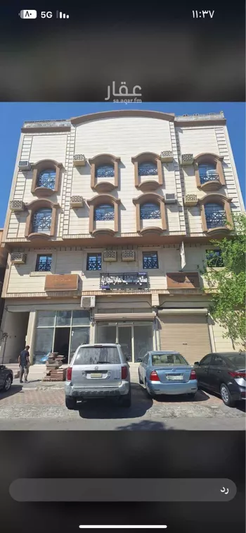 عمارة للبيع في شارع الخامس والعشرون, حي الثقبة, الخبر
