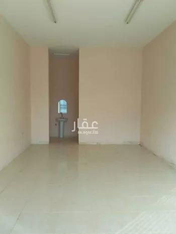محل للإيجار في شارع جبل الاسود, حي ظهرة لبن, مدينة الرياض, منطقة الرياض صورة 3