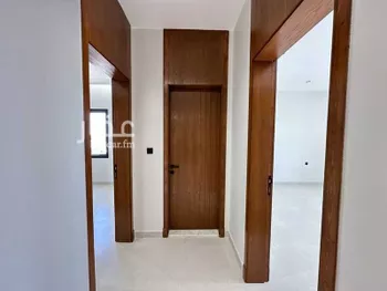شقة للبيع في شارع حامد با ناجه, حي النزهة, مدينة جدة, منطقة مكة المكرمة