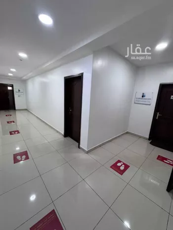 عمارة للبيع في شارع طريق الظهران الجبيل السريع, حي الصناعية, مدينة الدمام, المنطقة الشرقية صورة 3