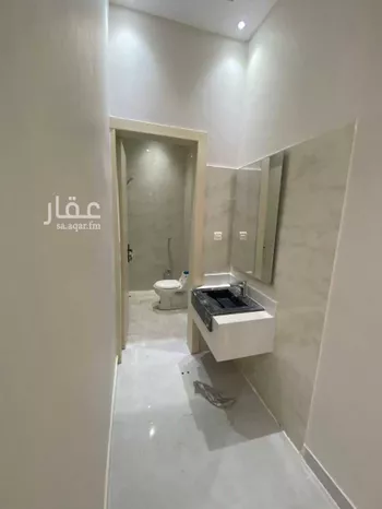دور للبيع في شارع أحمد بن إبراهيم بن علان, حي عكاظ, مدينة الرياض, منطقة الرياض صورة 4
