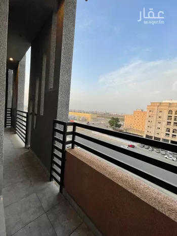 شقة للبيع في شارع الدكتور محمد عبده يماني, حي الورود, مدينة جدة, منطقة مكة المكرمة