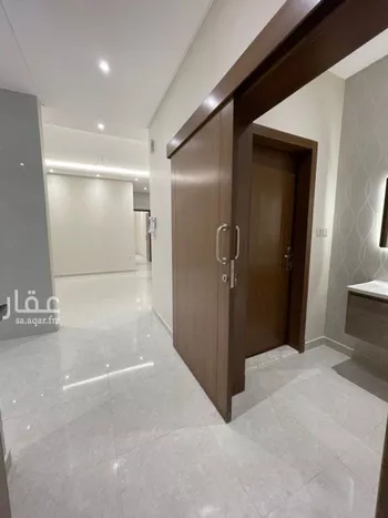 شقة للبيع في شارع احمد لاري, حي العزيزية, مدينة جدة, منطقة مكة المكرمة