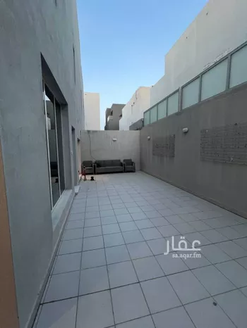 فيلا للإيجار في شارع التكامل, حي البحيرة, مدينة الخبر, المنطقة الشرقية صورة 2