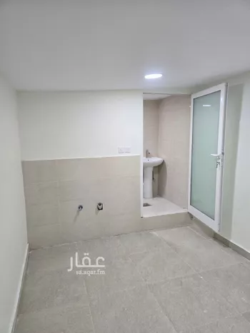 غرفة للإيجار في شارع عامر بن فهيره, حي الروضة, مدينة الدمام, المنطقة الشرقية