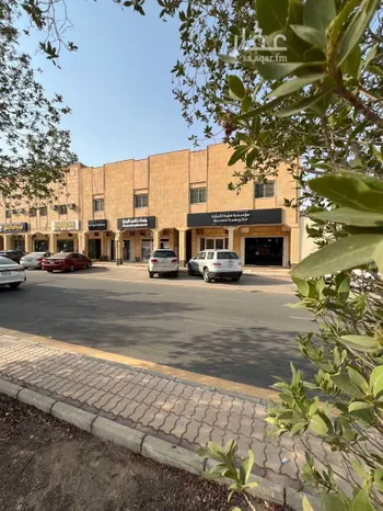 محل للإيجار في شارع الشيخ محمد بن ابراهيم ، حي ظهرة العودة شرق ، الدرعية ، الدرعية
