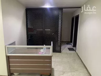 مكتب تجاري للإيجار في شارع عبدالرزاق الجيلي ، حي الملك فيصل ، الرياض ، منطقة الرياض صورة 5