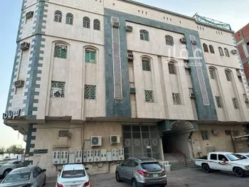 عمارة للبيع في شارع مسعود بن ربيعه, حي الظاهرة, مدينة المدينه المنوره, منطقة المدينة المنورة صورة 3