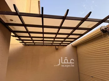 فيلا للبيع في شارع محمد بن علي الكيلاني, حي المهدية, مدينة الرياض, منطقة الرياض صورة 2