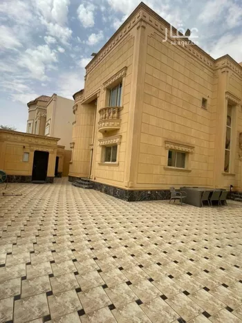 فيلا للبيع في شارع العريجاء, حي الربيع, مدينة الرياض, منطقة الرياض