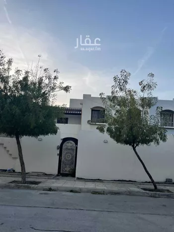 فيلا للبيع في شارع طريق الدمام, مدينة مدينه الجبيل الصناعيه, المنطقة الشرقية صورة 2