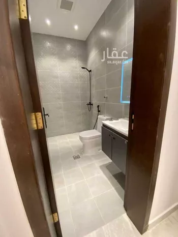 عمارة للإيجار في شارع محمد ابو سليمان, حي البوادي, مدينة جدة, منطقة مكة المكرمة صورة 4