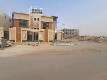 فيلا للبيع في شارع فخر الدين الرازي, حي عكاظ, مدينة الرياض, منطقة الرياض صورة 3