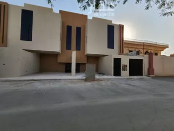 دور للبيع في شارع ظهيرة القرشي, حي السويدي الغربي, مدينة الرياض, منطقة الرياض صورة 3