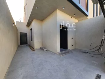 دور للبيع في شارع نجم الدين الأيوبي, حي السويدي, مدينة الرياض, منطقة الرياض صورة 4