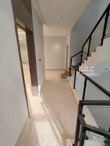 فيلا للبيع في شارع حسين الأبريقي, حي عكاظ, مدينة الرياض, منطقة الرياض صورة 5