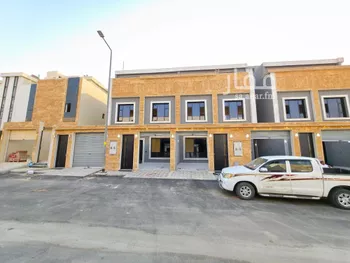 فيلا للبيع في شارع حجة الإسلام, حي عكاظ, مدينة الرياض, منطقة الرياض
