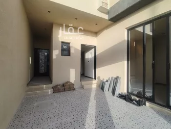 دور للبيع في شارع ابن نعيم, حي طيبة, مدينة الرياض, منطقة الرياض صورة 2