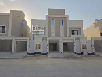 دور للبيع في شارع الامام مسلم, حي بدر, مدينة الرياض, منطقة الرياض صورة 2