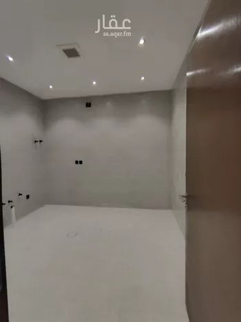 دور للبيع في شارع حجة الإسلام, حي عكاظ, مدينة الرياض, منطقة الرياض صورة 4