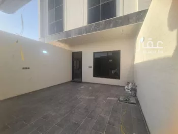 فيلا للبيع في شارع إسماعيل القيسي, حي عكاظ, مدينة الرياض, منطقة الرياض صورة 3