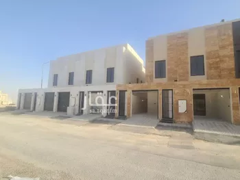فيلا للبيع في شارع حامد عبدالحفيظ, حي عكاظ, مدينة الرياض, منطقة الرياض صورة 5