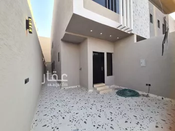 فيلا للبيع في شارع عبيدالله البغدادي, حي بدر, مدينة الرياض, منطقة الرياض صورة 5