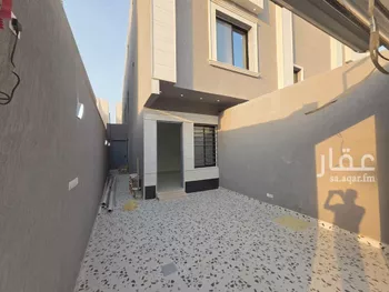دور للبيع في شارع الإمام مالك, حي بدر, مدينة الرياض, منطقة الرياض صورة 5