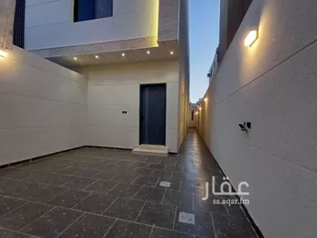 دور للبيع في شارع أبي الفتح بن العلامة العجيمي, حي طويق, مدينة الرياض, منطقة الرياض صورة 2