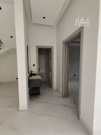 فيلا للبيع في شارع نجم الدين الايوبي الفرعي, حي العوالي, مدينة الرياض, منطقة الرياض صورة 4