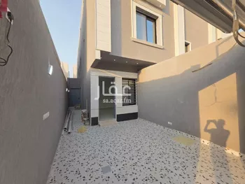 دور للبيع في شارع الامام مسلم, حي بدر, مدينة الرياض, منطقة الرياض صورة 5